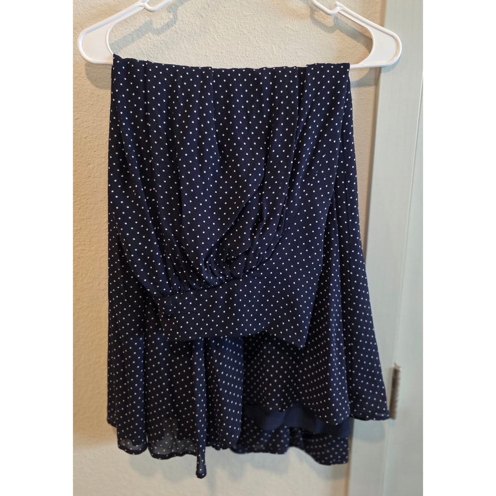 Reformation Gwen Skirt In Button, Size 0 - Picture 2 of 4